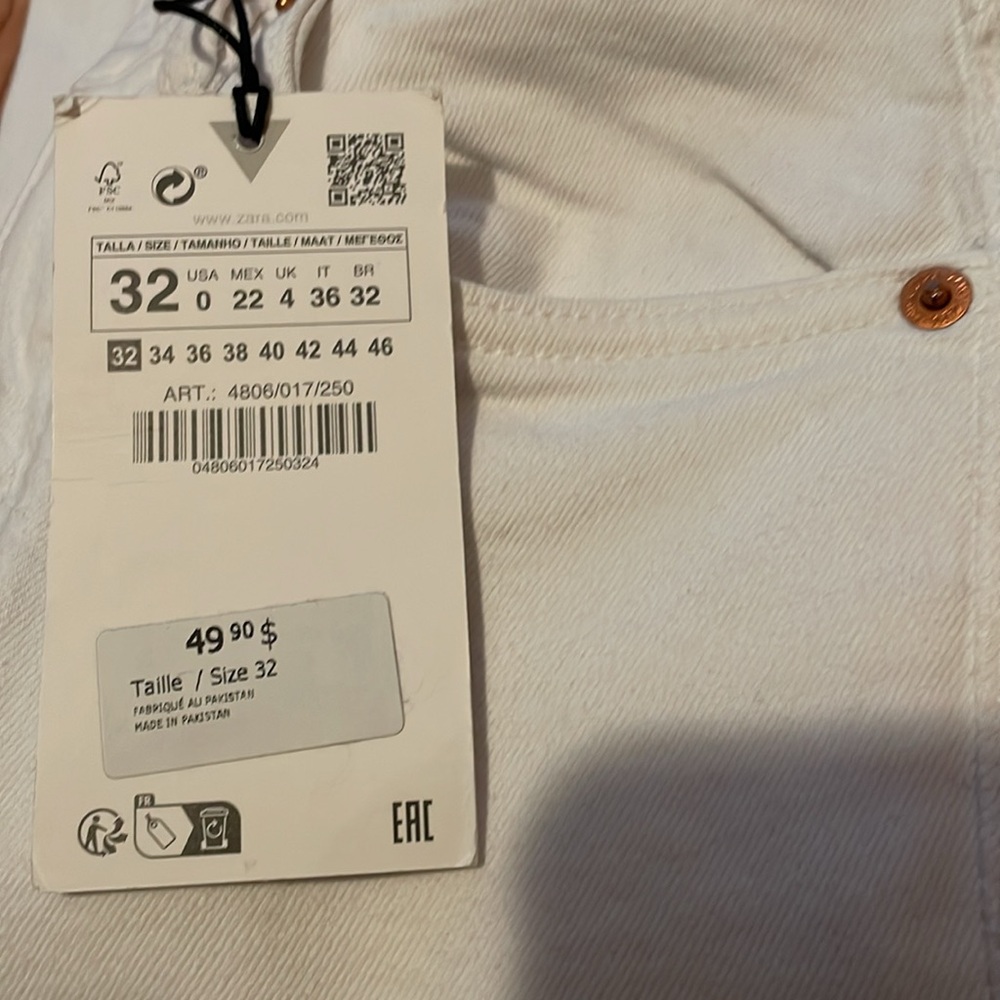 Zara mid rise trf cropped flare jeansNWT - Picture 3 of 4